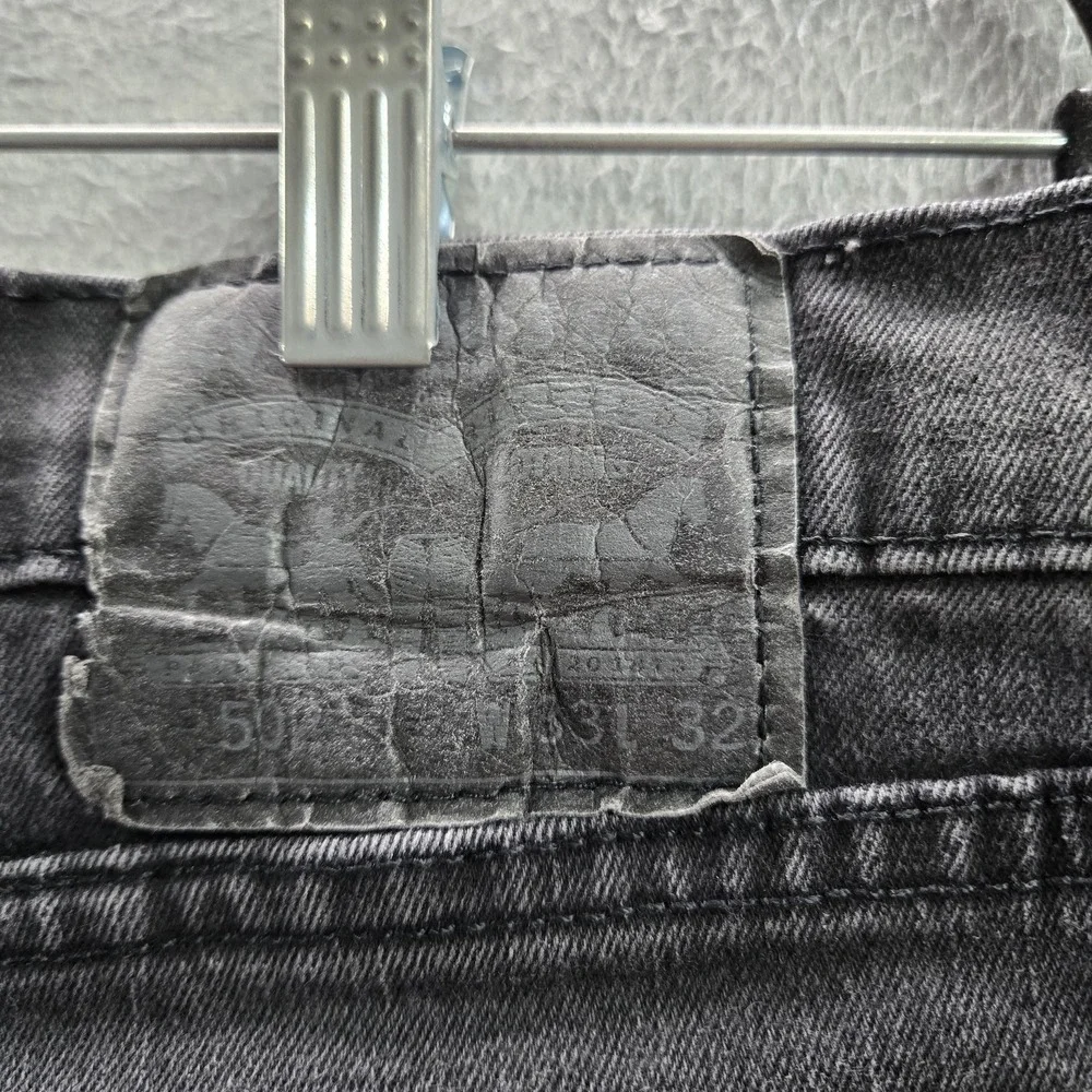 Levi's 502 Men Jeans 33X32 Black Denim Taper Fit Button 29